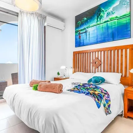 Playa Blanca Sleeps 6 Pool Air Con Wifi * Playa Blanca (Lanzarote)
